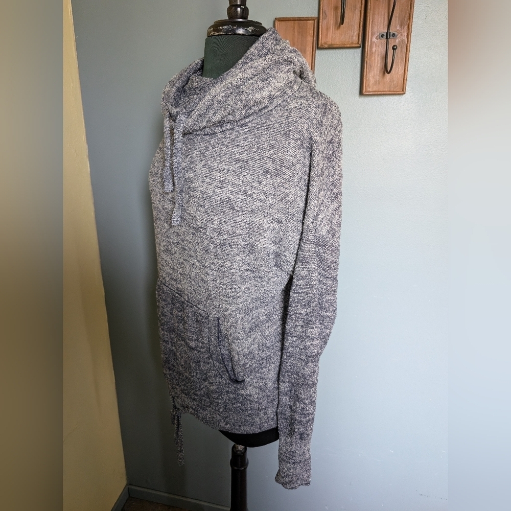 Barefoot Dreams Cozy Gray Hoodie Sweater - Picture 11 of 16